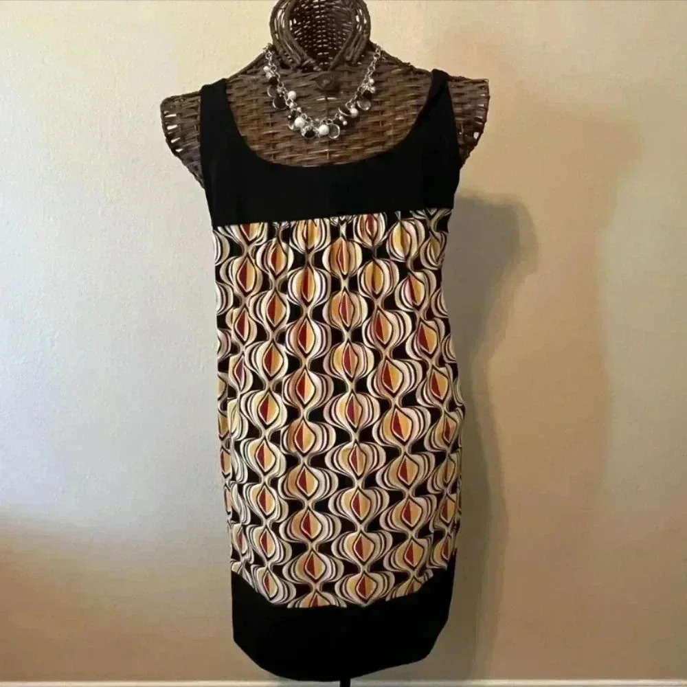 New York & Co. Yellow Pink Black Print Knee Length Dress Size Large Pockets